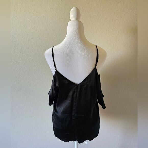 Wilfred Black Silky Cold Shoulder Top Size Small - Picture 3 of 9